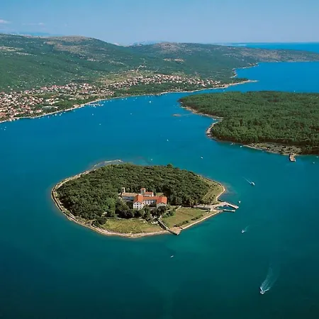 Romantic - Pool, Nature, Privacy - By Traveler Tourist Agency Krk - Id 2182 Willa