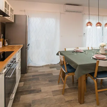 Villa Romantic - Pool, Nature, Privacy - By Traveler Tourist Agency Krk - Id 2182