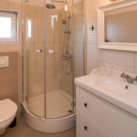 Romantic - Pool, Nature, Privacy - By Traveler Tourist Agency Krk - Id 2182