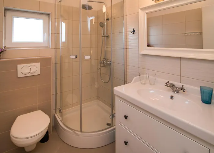 Romantic - Pool, Nature, Privacy - By Traveler Tourist Agency Krk - Id 2182