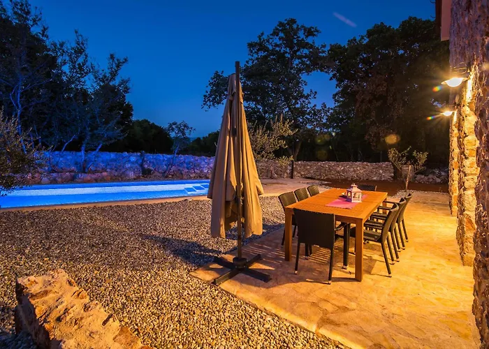 Villa Romantic - Pool, Nature, Privacy - By Traveler Tourist Agency Krk - Id 2182 Risika